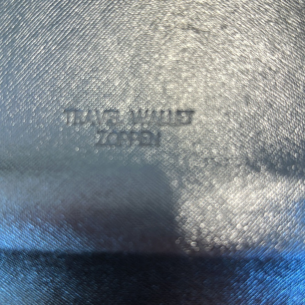 Zoppen SILVER metallic Travel Wallet w/RFID Protection, GUC, Space for Passport - Picture 5 of 11